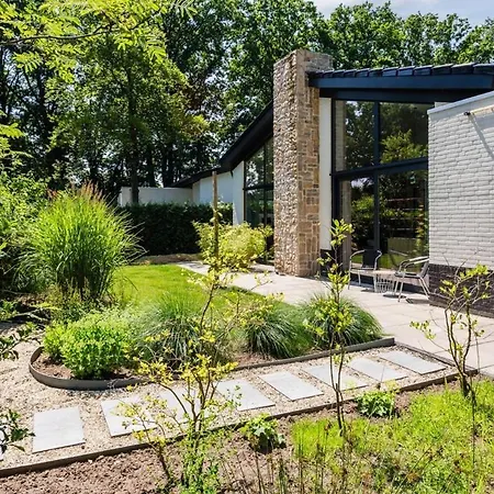 Luxe Recreatiewoning Midden In Bosrijke Omgeving 31l Ferienhaus