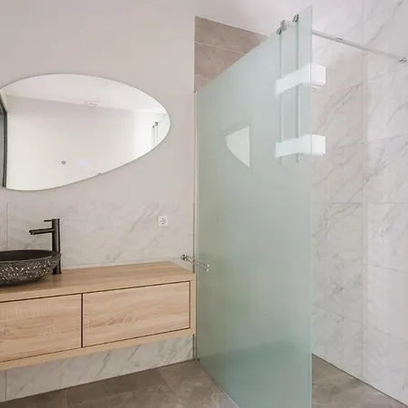 Luxe Recreatiewoning Midden In Bosrijke Omgeving 31l *