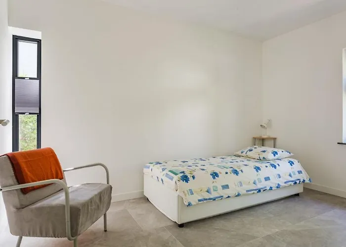 Luxe Recreatiewoning Midden In Bosrijke Omgeving 31l Ferienhaus *